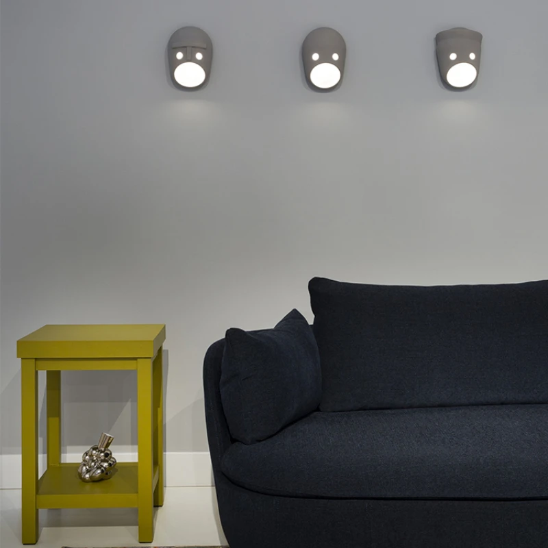 Nordic Post-Modern Minimalist Dutch Designer Lamps Creative Personalized Living Room Bedroom Aisle Mask LED Wall Lamp
Nordic Post-Modern Minimalist Dutch Designer Lamps Creative Personalized Living Room Bedroom Aisle Mask LED Wall Lamp