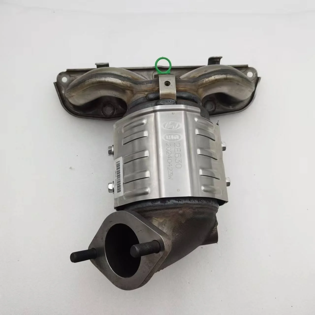 Оригинальный каталитический нейтрализатор выхлопных газов Dream Garage 285102E630 28510-2E630 для Elantra
Оригинальный каталитический нейтрализатор выхлопных газов Dream Garage 285102E630 28510-2E630 для Elantra