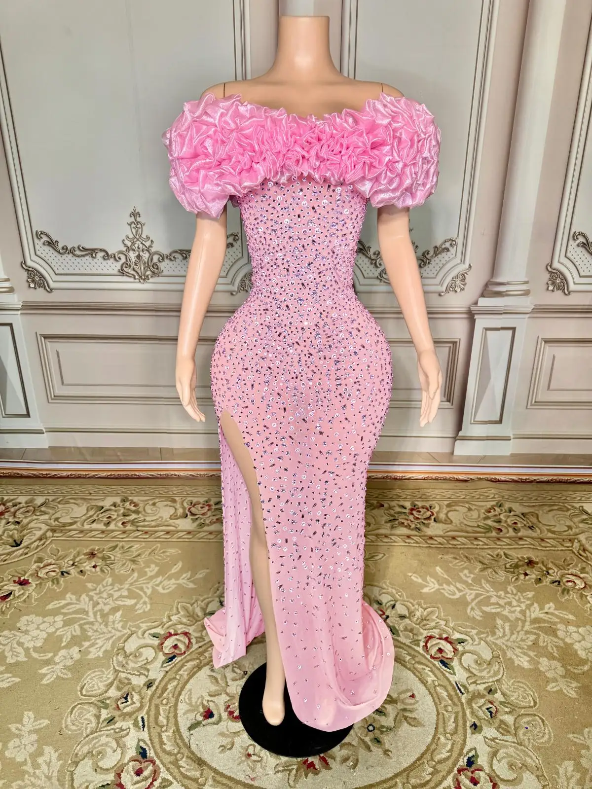 ZD Sparkly pearl Rhinestone Transparent Long Dress Evening Birthday Celebrate Party Luxurious Costume Dancer Flashing Dress
ZD Sparkly pearl Rhinestone Transparent Long Dress Evening Birthday Celebrate Party Luxurious Costume Dancer Flashing Dress