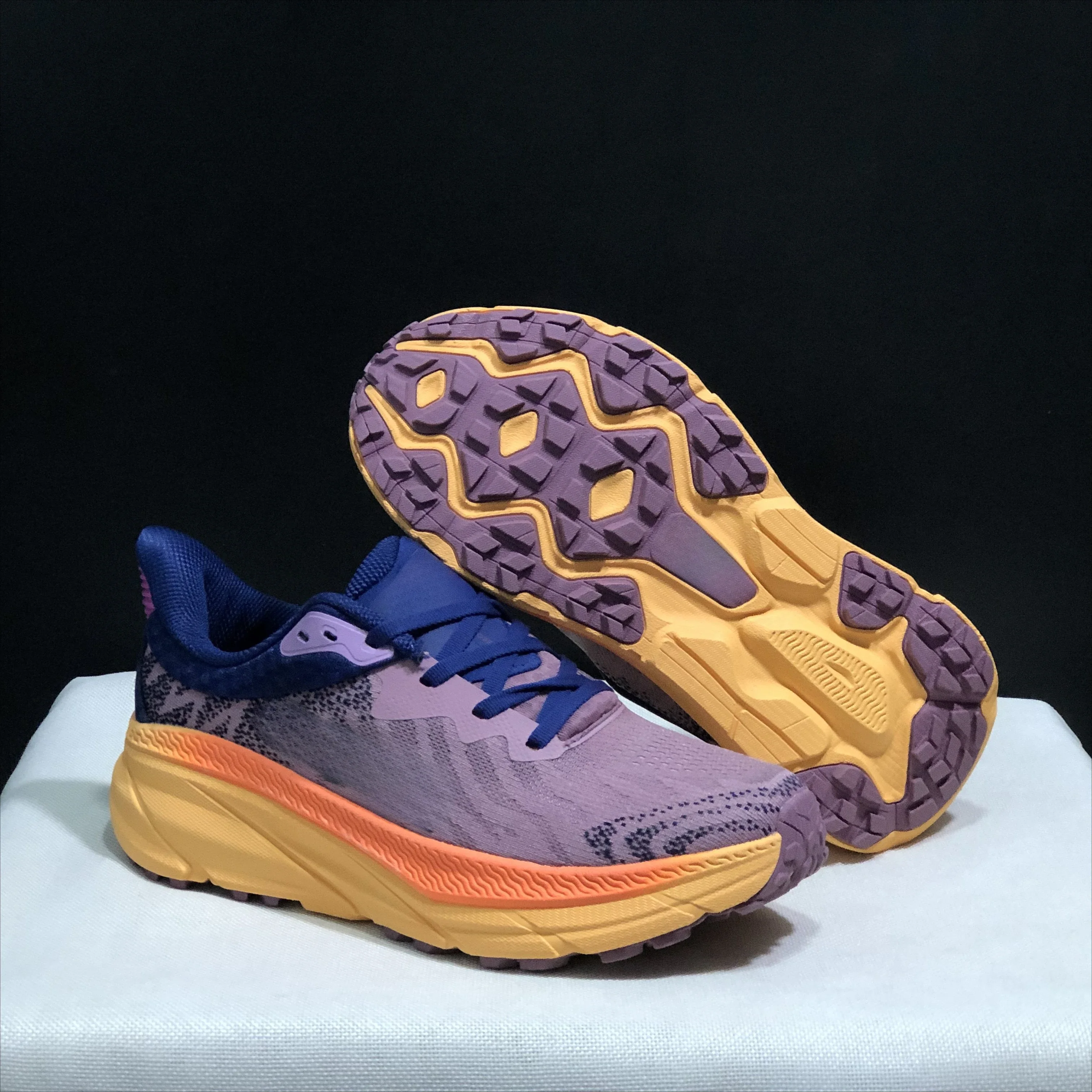 2026 Men's Fashion All-match Sneakers Non-slip Wear-resistant Casual Sports Challenger-7 Shoes
2026 Men's Fashion All-match Sneakers Non-slip Wear-resistant Casual Sports Challenger-7 Shoes