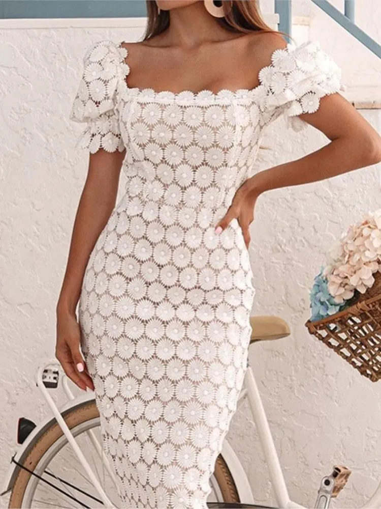 Women's Hollow Out Flower Lace Patchwork Slim Midi Dresses Temperament Solid Color Package Hip Dress Lady Commuting Vestidos
Women's Hollow Out Flower Lace Patchwork Slim Midi Dresses Temperament Solid Color Package Hip Dress Lady Commuting Vestidos