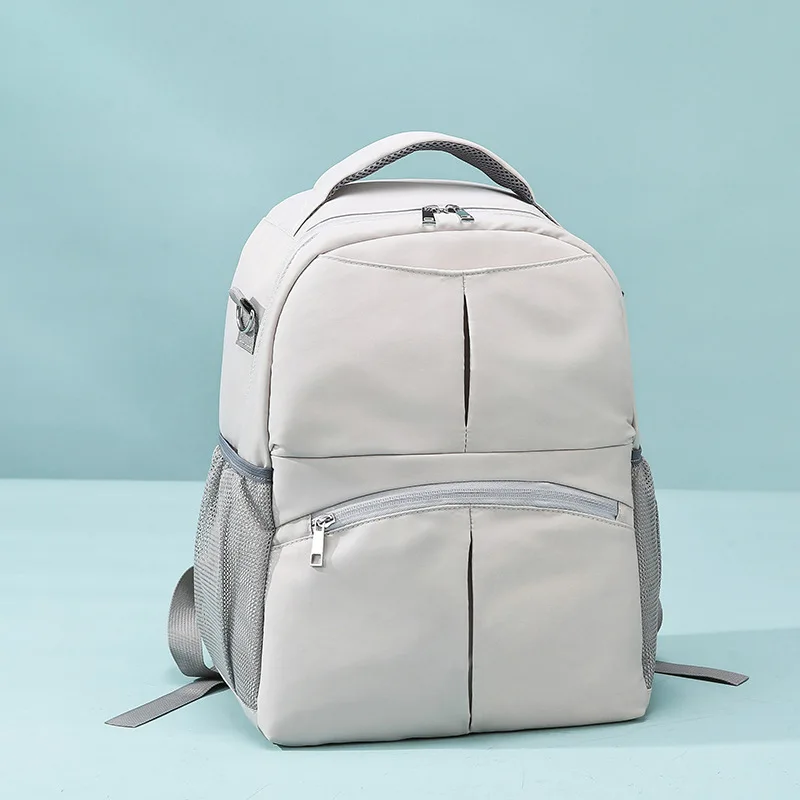 Dad's Backpack Travel Style Backpack Mommy's Bag New Minimalist Commuting Bag Maternity Bag
Dad's Backpack Travel Style Backpack Mommy's Bag New Minimalist Commuting Bag Maternity Bag