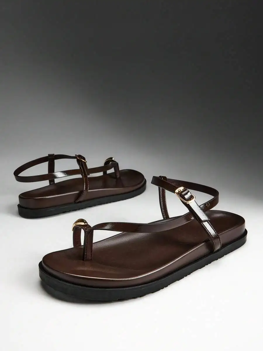 Women Comfortable Flat Sandals With Buckle Strap And Toe Ring
Women Comfortable Flat Sandals With Buckle Strap And Toe Ring
