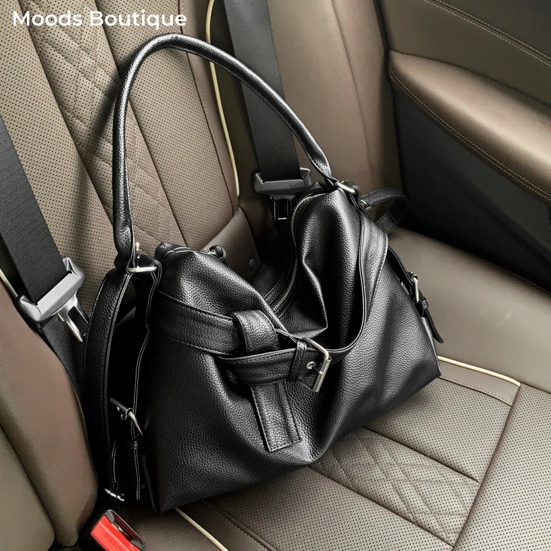 Medium-sized Motorcycle Shoulder Crossbody Bags For Women 2025 New Lychee Pattern Soft Vegan Leather Big Capacity Shopper Totes
Medium-sized Motorcycle Shoulder Crossbody Bags For Women 2025 New Lychee Pattern Soft Vegan Leather Big Capacity Shopper Totes