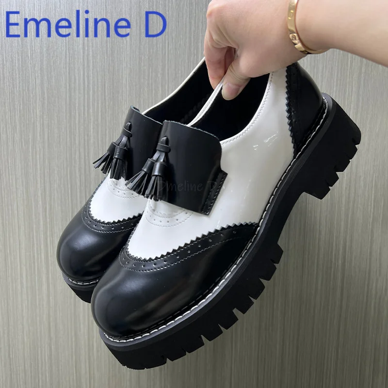 Black and White Striped Tassel Decoration Loafers Fashionable Foot Covers Thick Sole Height Increasing Casual Derby Shoes
Black and White Striped Tassel Decoration Loafers Fashionable Foot Covers Thick Sole Height Increasing Casual Derby Shoes