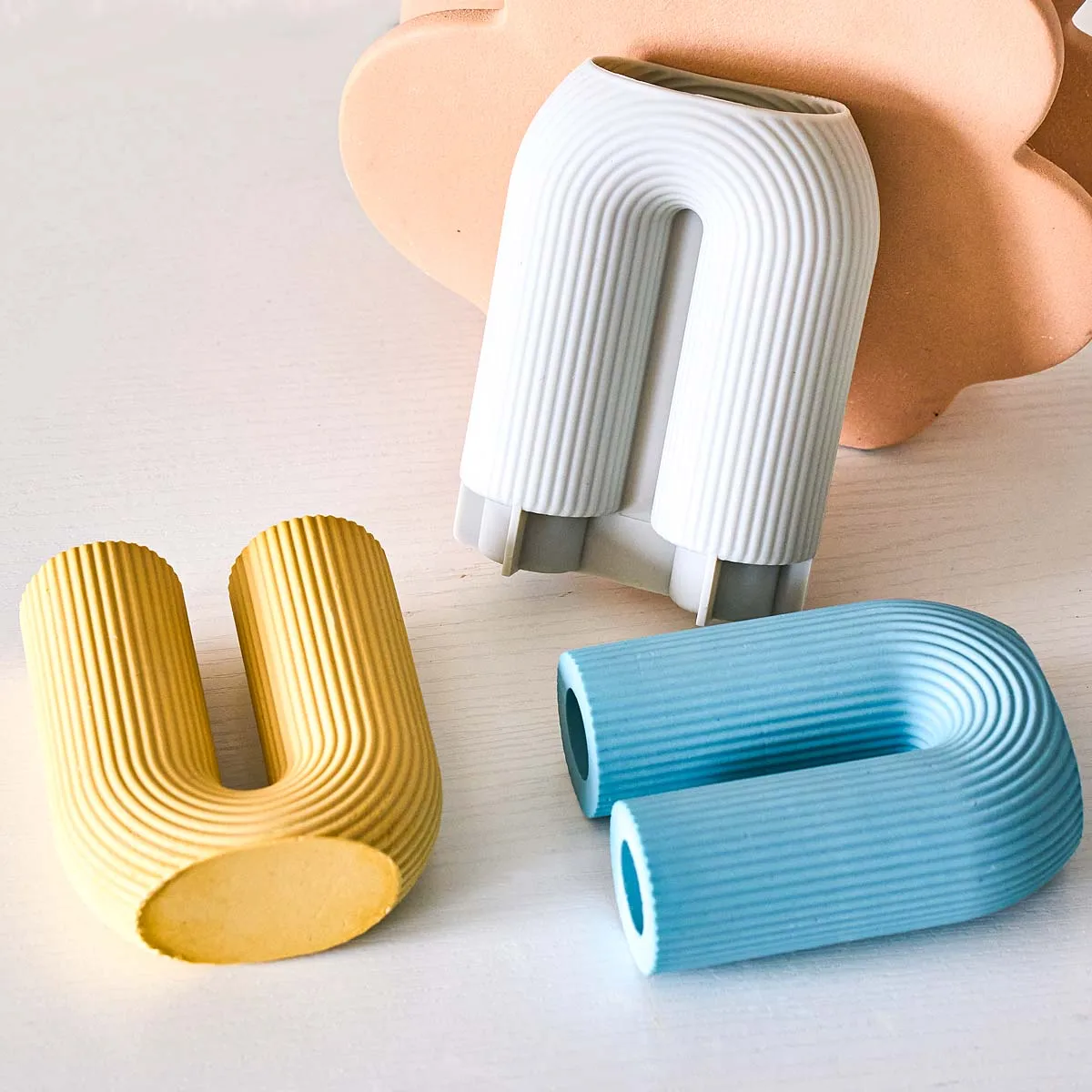 Creativity Striped U-Shaped Candle Holder Silicone Mold DIY Handmade Geometric Vase Plaster Resin Candlestick Craft Casting Mold
Creativity Striped U-Shaped Candle Holder Silicone Mold DIY Handmade Geometric Vase Plaster Resin Candlestick Craft Casting Mold
