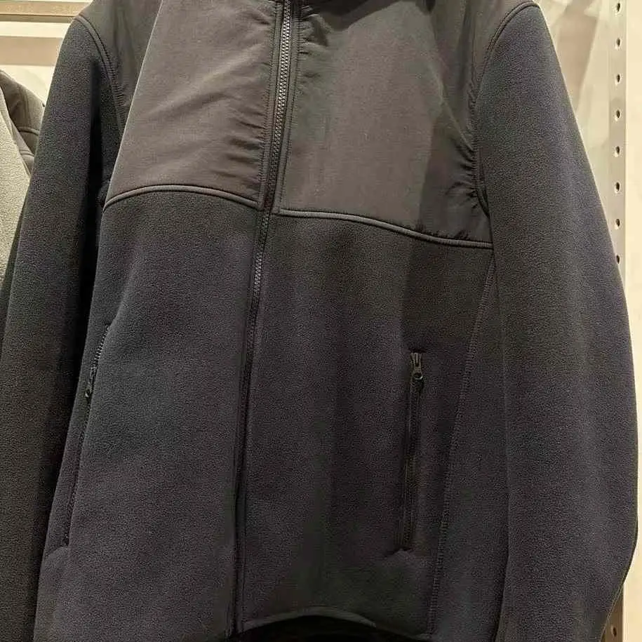 Warm Fce Jaet with Hood Long Sve for Men And Women Anti-Wind Thermal Coat Stand Fit Faion Urban Sle Zipper Clo...
Warm Fce Jaet with Hood Long Sve for Men And Women Anti-Wind Thermal Coat Stand Fit Faion Urban Sle Zipper Clo...