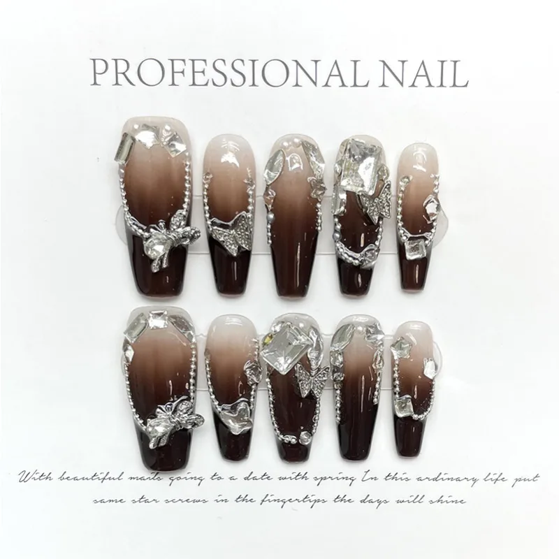 High Quality Fashion Sweet Cool Style with Diamond Metal Decoration Y2K Full Cover False Nails Wearable Handmade Press On Nails
High Quality Fashion Sweet Cool Style with Diamond Metal Decoration Y2K Full Cover False Nails Wearable Handmade Press On Nails