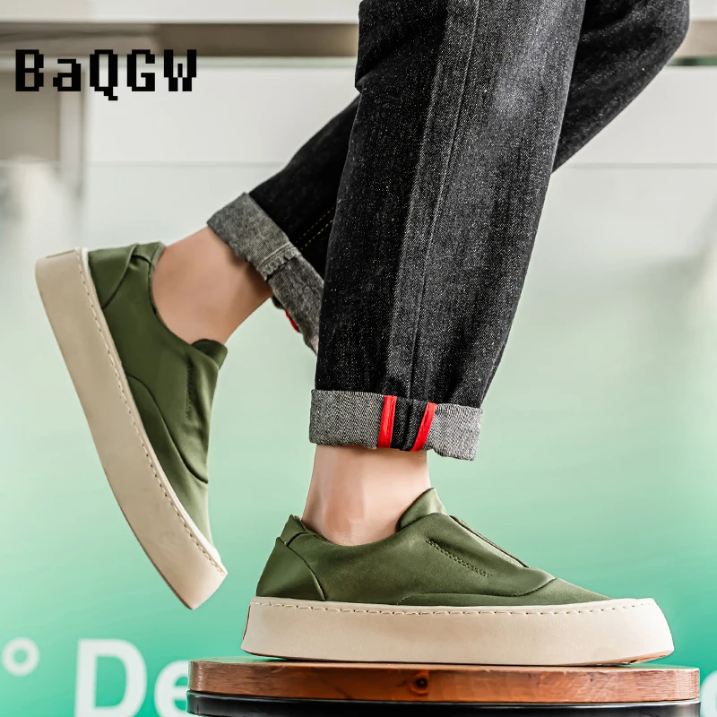 Весенние слипоны 2026: оливково-зеленые и черные минималистичные повседневные кроссовки на легкой платформе для мужчин и женщин на каждый день
Весенние слипоны 2026: оливково-зеленые и черные минималистичные повседневные кроссовки на легкой платформе для мужчин и женщин на каждый день