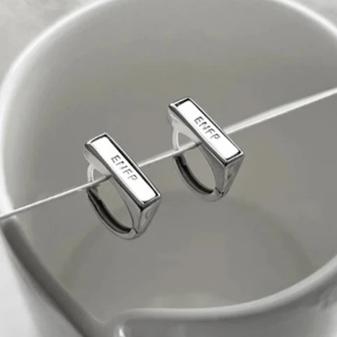 Real 925 Sterling Silver Mini Trendy Geometric Letter Square Hoop Earrings for Women Fine Jewelry Minimalist Accessories
Real 925 Sterling Silver Mini Trendy Geometric Letter Square Hoop Earrings for Women Fine Jewelry Minimalist Accessories