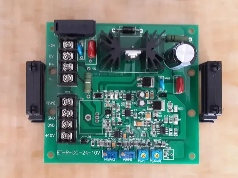 ET-P-DC-24-10V пропорциональная Плата усилителя клапана EBG-03 пропорциональный усилитель
ET-P-DC-24-10V пропорциональная Плата усилителя клапана EBG-03 пропорциональный усилитель