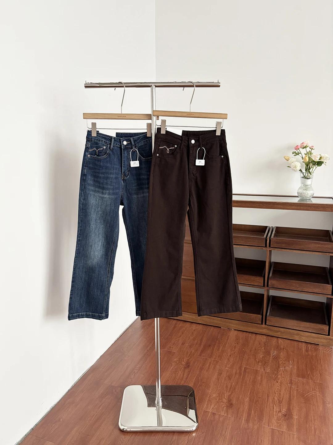High Waist Straight Leg Blue Jeans Women's Summer 2026 New Style Casual Pants Slimming Versatile Trendy Denim Spring Season
High Waist Straight Leg Blue Jeans Women's Summer 2026 New Style Casual Pants Slimming Versatile Trendy Denim Spring Season