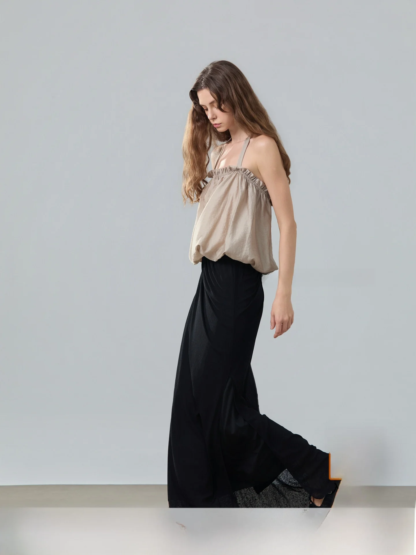 You Me And Her Original Double Layer Black Lace Chiffon Long Evening Skirt Slimming Design A-Line Party Dress Women's Fashion
You Me And Her Original Double Layer Black Lace Chiffon Long Evening Skirt Slimming Design A-Line Party Dress Women's Fashion