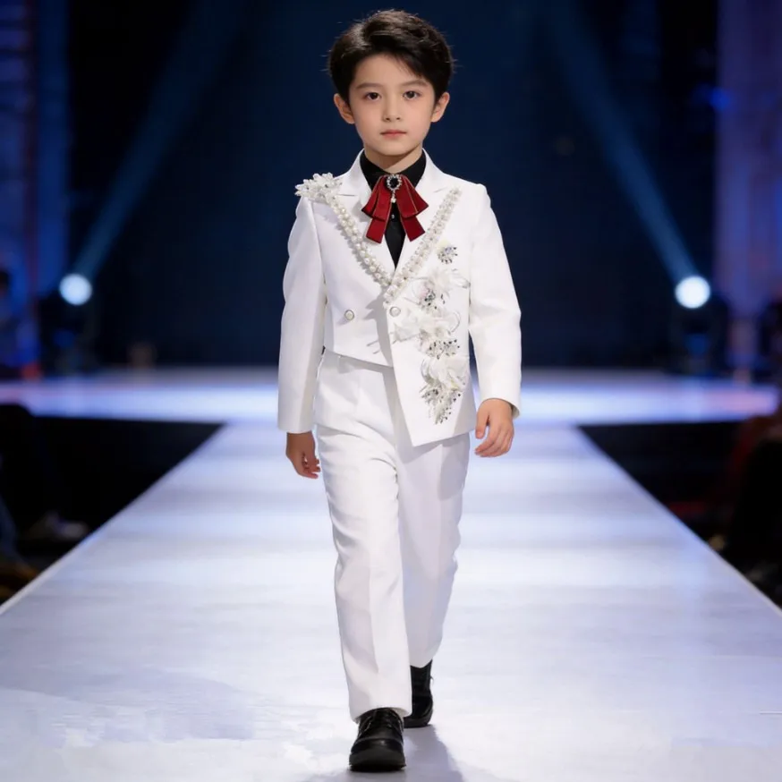 New Children's Host Performance Suit Beads Design Kids Wedding Birthday Party Evening Gown Boys Catwalk Blazer Sets A3382
New Children's Host Performance Suit Beads Design Kids Wedding Birthday Party Evening Gown Boys Catwalk Blazer Sets A3382
