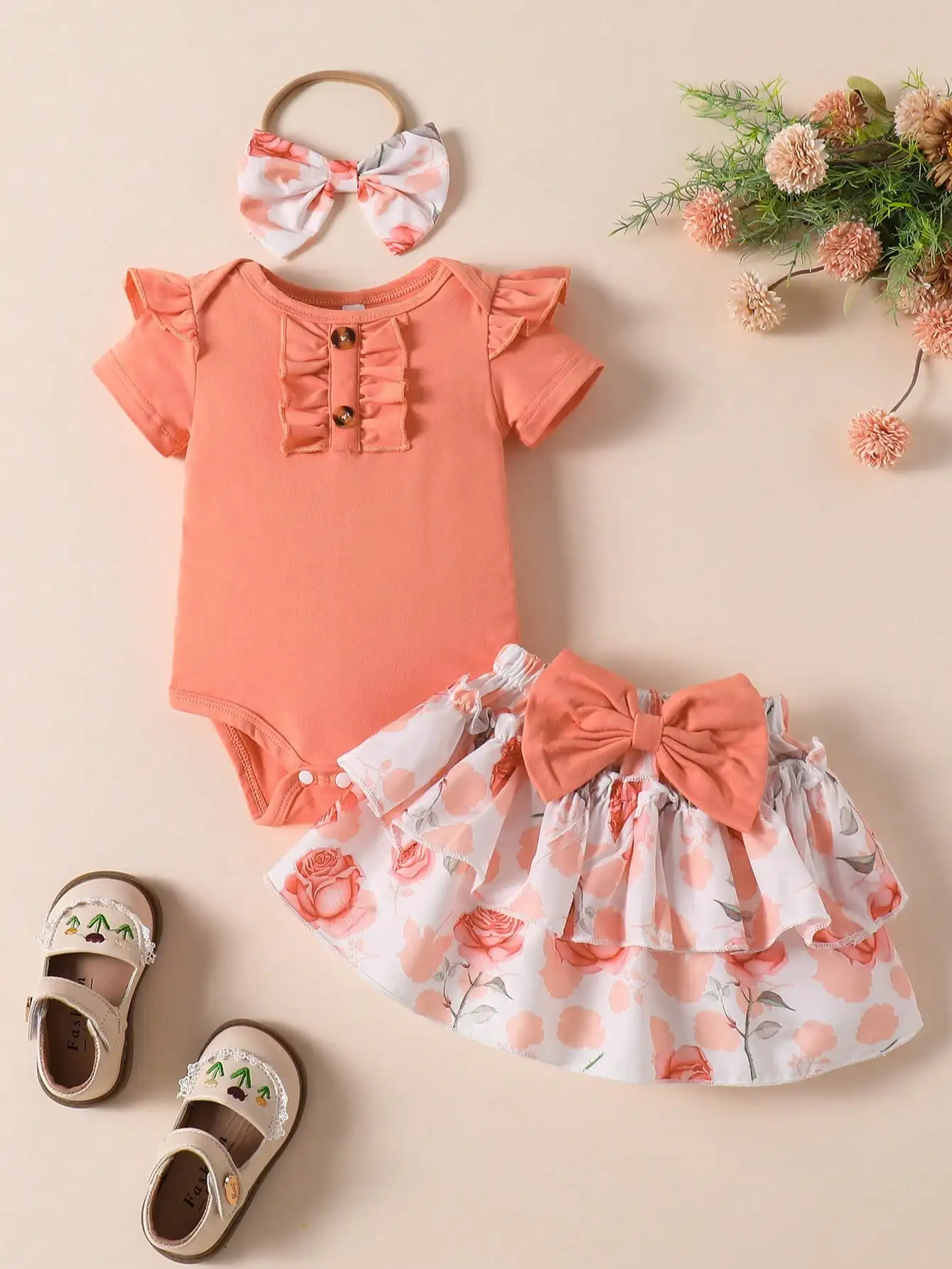 Souflis Souflis 3pcs Baby Girl Sweet Cute Cap Sleeve Flounce Bodysuit, Floral Print Bowknot Bodysuit & Skirt Set, Bow Headband, Summer
Souflis Souflis 3pcs Baby Girl Sweet Cute Cap Sleeve Flounce Bodysuit, Floral Print Bowknot Bodysuit & Skirt Set, Bow Headband, Summer