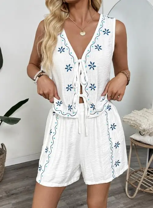 Summer Casual and Comfortable Women's 2-Piece V-Neck Embroidered Sleeveless Vest Top and High Waisted Straight Shorts Set
Summer Casual and Comfortable Women's 2-Piece V-Neck Embroidered Sleeveless Vest Top and High Waisted Straight Shorts Set