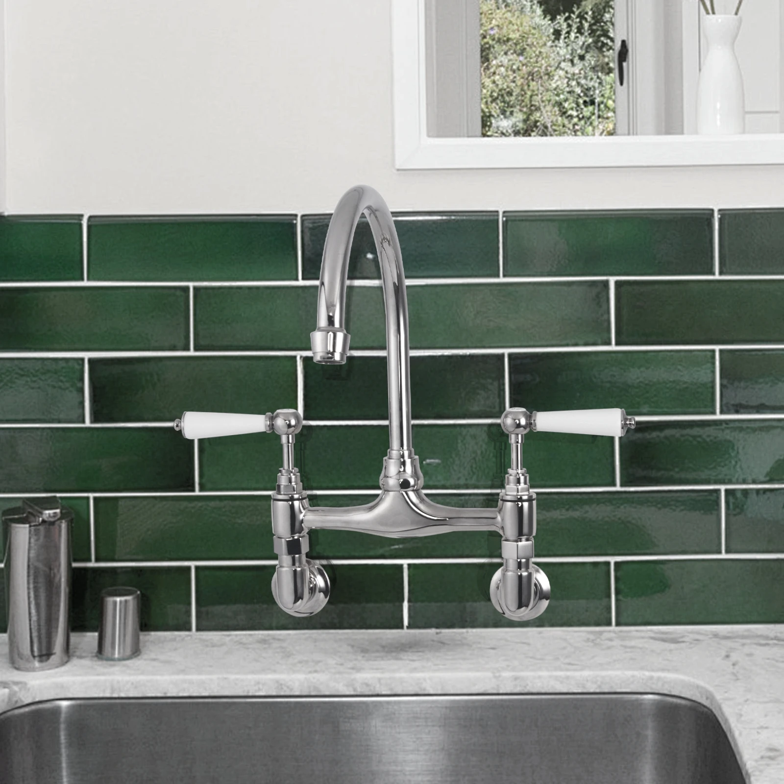 Hot Sale Luxury Brass Kitchen Faucet Long Neck Antique Deck Mounted Design Dual Handles Hot Cold Water Brushed With Sprayer
Hot Sale Luxury Brass Kitchen Faucet Long Neck Antique Deck Mounted Design Dual Handles Hot Cold Water Brushed With Sprayer