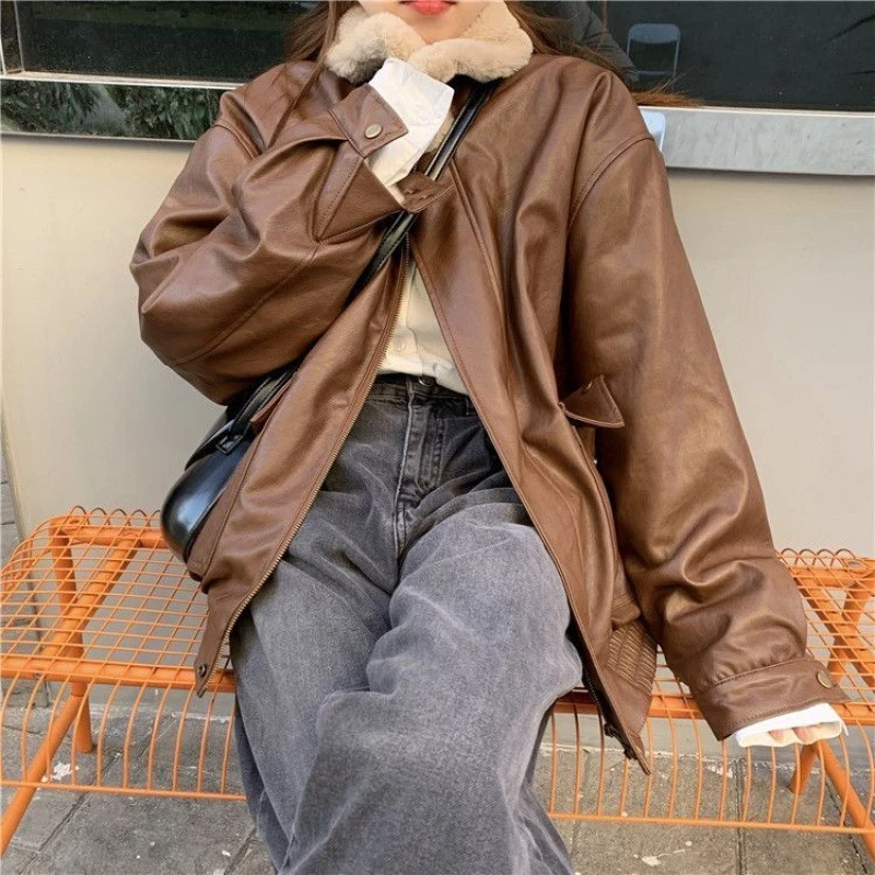 Зимняя женская меховая кожаная куртка с длинными рукавами, свободная теплая мотоциклетная куртка из овечьей шерсти из искусственной кожи для ее уютной уличной вечеринки, рождественский подарок 
Зимняя женская меховая кожаная куртка с длинными рукавами, свободная теплая мотоциклетная куртка из овечьей шерсти из искусственной кожи для ее уютной уличной вечеринки, рождественский подарок