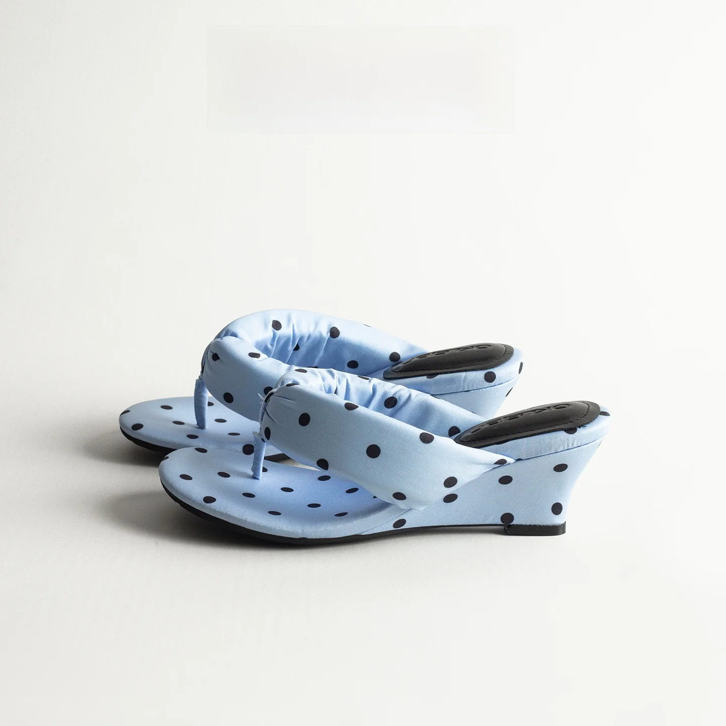 Polka Dot Women's Summer Slip-On High Heels Comfortable Increased Height Sandals Convenient Wearing Rubber Outsole Ultra-Fine...
Polka Dot Women's Summer Slip-On High Heels Comfortable Increased Height Sandals Convenient Wearing Rubber Outsole Ultra-Fine...