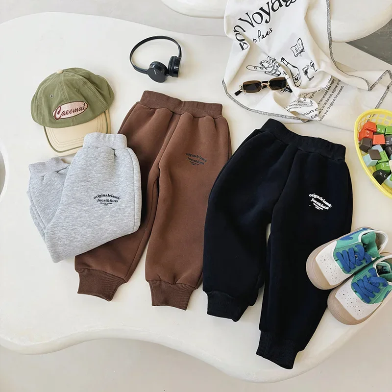 Autumn Winter Children Boys Jogger Pants Cotton Letter Printed Babys Boys Trousers Solid Elastic Waist Toddler Boys Sports Pants
Autumn Winter Children Boys Jogger Pants Cotton Letter Printed Babys Boys Trousers Solid Elastic Waist Toddler Boys Sports Pants