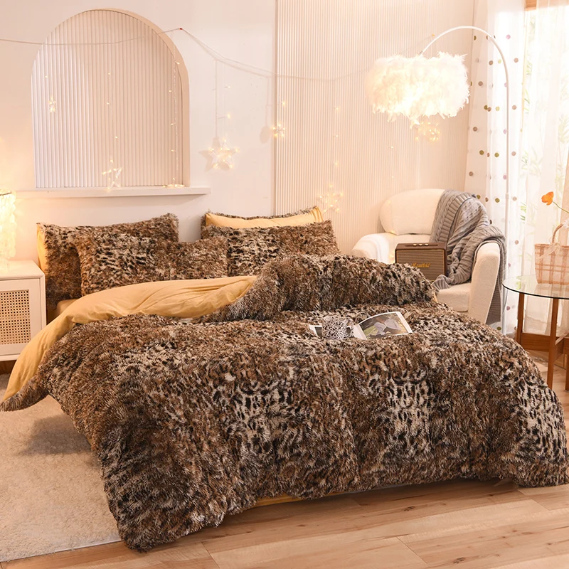 3pcs Luxurious Leopard Print Faux Fur Plush Duvet Cover Set - Ultra-Soft, Warm, and Fluffy Shaggy Design with Zipper Closure - I
3pcs Luxurious Leopard Print Faux Fur Plush Duvet Cover Set - Ultra-Soft, Warm, and Fluffy Shaggy Design with Zipper Closure - I