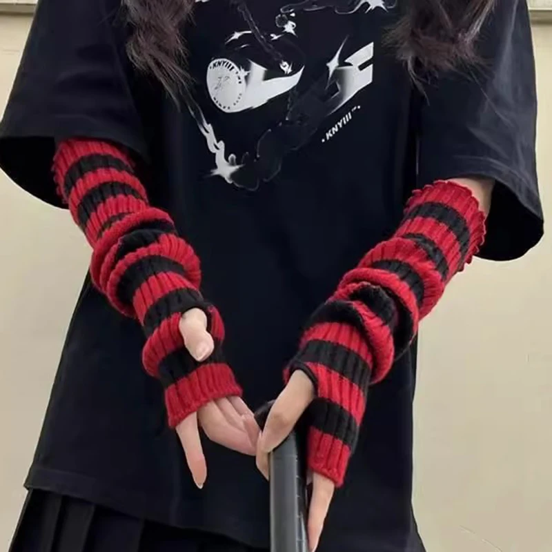 Red Striped Fingerless Gloves Women Winter Warm Arm Sleeve Knitted Arm Warmer Fine Mitten Casual Soft Goth Clothes Punk Gloves
Red Striped Fingerless Gloves Women Winter Warm Arm Sleeve Knitted Arm Warmer Fine Mitten Casual Soft Goth Clothes Punk Gloves