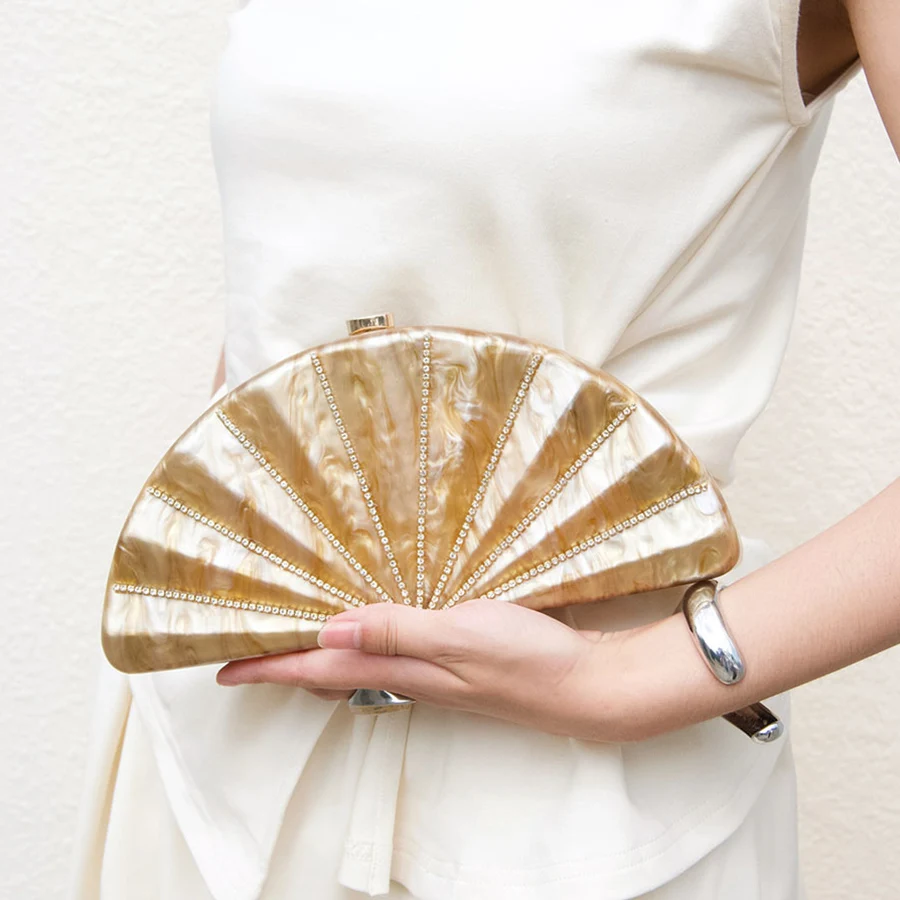 Sector Semicircle Wedding Evening Bags Chain Crossbody Bags Fashion Acrylic Handbags Shoulder Bags Party Bridal Clutch Crystal
Sector Semicircle Wedding Evening Bags Chain Crossbody Bags Fashion Acrylic Handbags Shoulder Bags Party Bridal Clutch Crystal