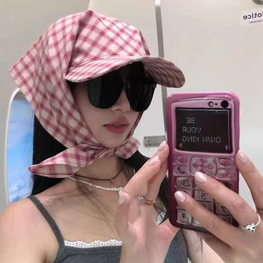 New Korean Style Checkered Sun Hat for Women Adjustable Tie UV Protection Baseball Cap & Head Scarf Wrap Summer Breathable Visor
New Korean Style Checkered Sun Hat for Women Adjustable Tie UV Protection Baseball Cap & Head Scarf Wrap Summer Breathable Visor