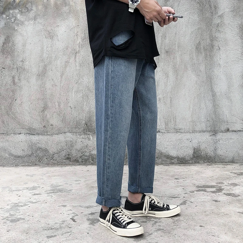 2022 Streetwear Baggy Denim Trousers New Spring Autumn Men Korean Fashion Loose Straight Jeans Pants Male Brand Clothing Z198
2022 Streetwear Baggy Denim Trousers New Spring Autumn Men Korean Fashion Loose Straight Jeans Pants Male Brand Clothing Z198