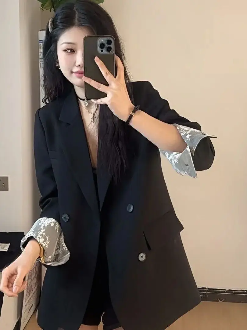 Casual Style Short Tailored Jacket Lace Splicing Loose Fit Women's Suiting Breathable Long Sleeve Double Breasted Coat
Casual Style Short Tailored Jacket Lace Splicing Loose Fit Women's Suiting Breathable Long Sleeve Double Breasted Coat