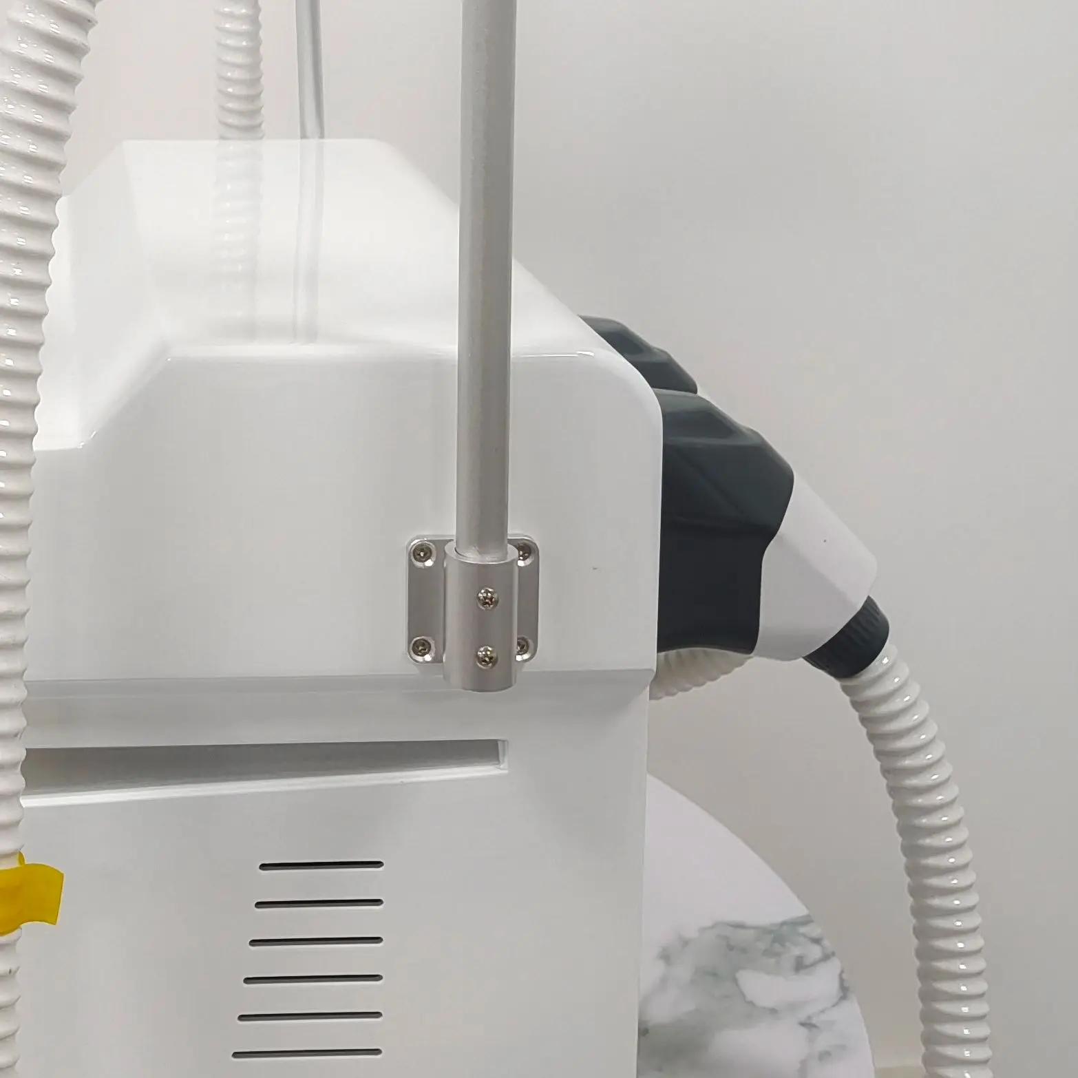 FAC 2in1 Диодный лазер для удаления волос Пикосекундный аппарат для удаления татуировок Портативный высокоэнергетический тройной диапазон Ледяной холодный перманентный раствор 
FAC 2in1 Диодный лазер для удаления волос Пикосекундный аппарат для удаления татуировок Портативный высокоэнергетический тройной диапазон Ледяной холодный перманентный раствор