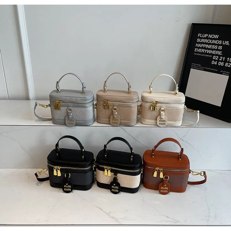 Commuter Diaper Bag Elegant Classic High End Minimalist Crossbody Handbag For Women Large Capacity Unique Business
Commuter Diaper Bag Elegant Classic High End Minimalist Crossbody Handbag For Women Large Capacity Unique Business
