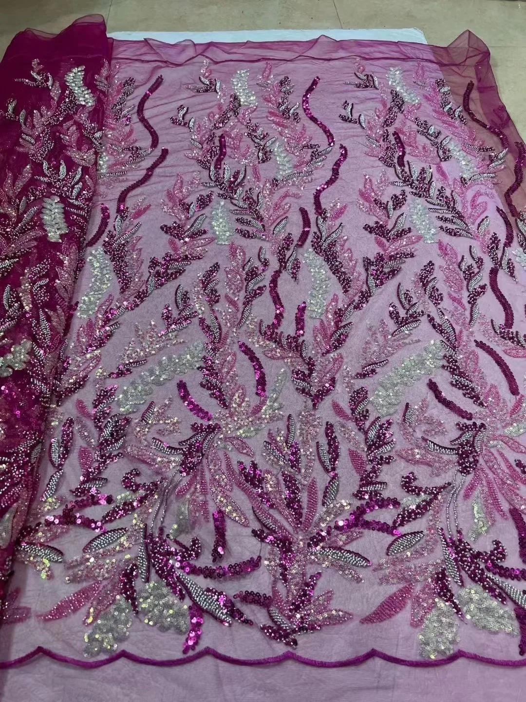 Latest Pink Sequins Lace African Lace Fabric High Quality Nigerian For Women Party Embroidery French Beaded Lace Fabric 5 Yards
Latest Pink Sequins Lace African Lace Fabric High Quality Nigerian For Women Party Embroidery French Beaded Lace Fabric 5 Yards