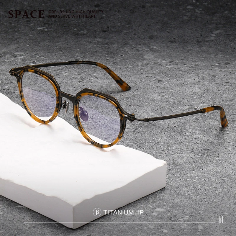 ARLT5872 High-quality pure titanium minimalist fashion eyeglass frame casual retro plain glasses custom prescription lenses
ARLT5872 High-quality pure titanium minimalist fashion eyeglass frame casual retro plain glasses custom prescription lenses