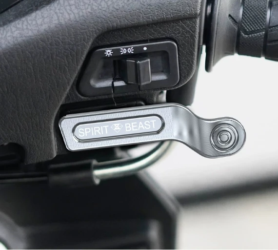 Motorcycle switch buttons are suitable for Suzuki UU Youyouyou. The extension speaker P blocks the key of the dolphin
Motorcycle switch buttons are suitable for Suzuki UU Youyouyou. The extension speaker P blocks the key of the dolphin