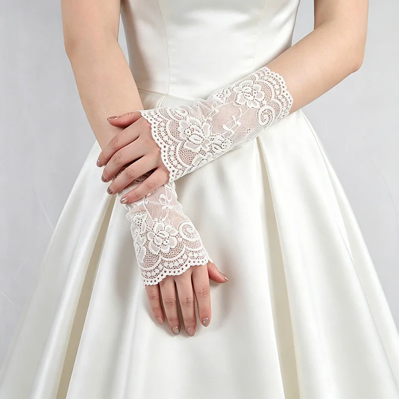 1 Pair Short Arm Sleeves Lace Gloves Ultra-thin Elasticity Sun Protection Arm Cover for Summer Arm Cuffs Driving Sleeves
1 Pair Short Arm Sleeves Lace Gloves Ultra-thin Elasticity Sun Protection Arm Cover for Summer Arm Cuffs Driving Sleeves