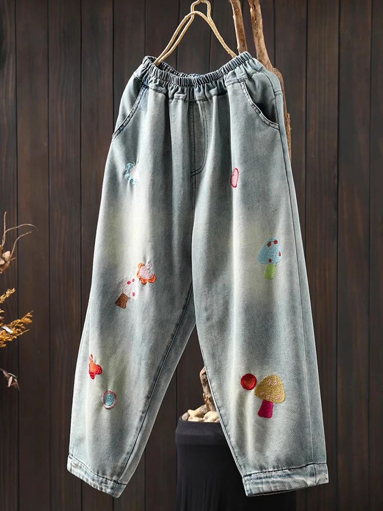 Women Casual Jeans New Arrival 2025 Spring Vintage Style Streetwear Embroidery Loose Female Ankle-length Denim Pants M1127
Women Casual Jeans New Arrival 2025 Spring Vintage Style Streetwear Embroidery Loose Female Ankle-length Denim Pants M1127