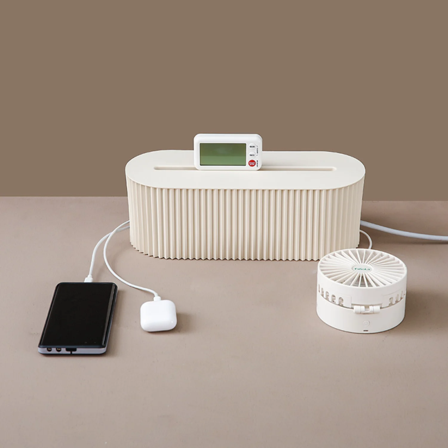 FaSoLa Cable Organizer Modern Lidded Box for Easy Cable Management and Tidy Spaces
FaSoLa Cable Organizer Modern Lidded Box for Easy Cable Management and Tidy Spaces