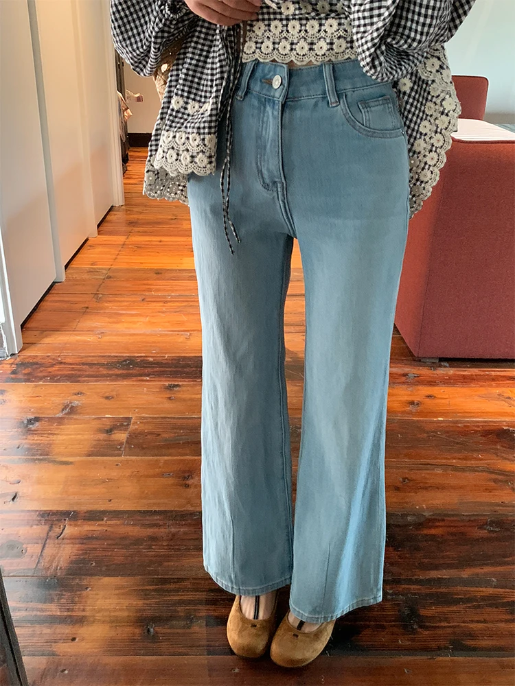 High Waist Four Sided Elastic Women's Light Blue Flared Jeans Cotton Blend Comfortable Casual Pants for Short Women
High Waist Four Sided Elastic Women's Light Blue Flared Jeans Cotton Blend Comfortable Casual Pants for Short Women
