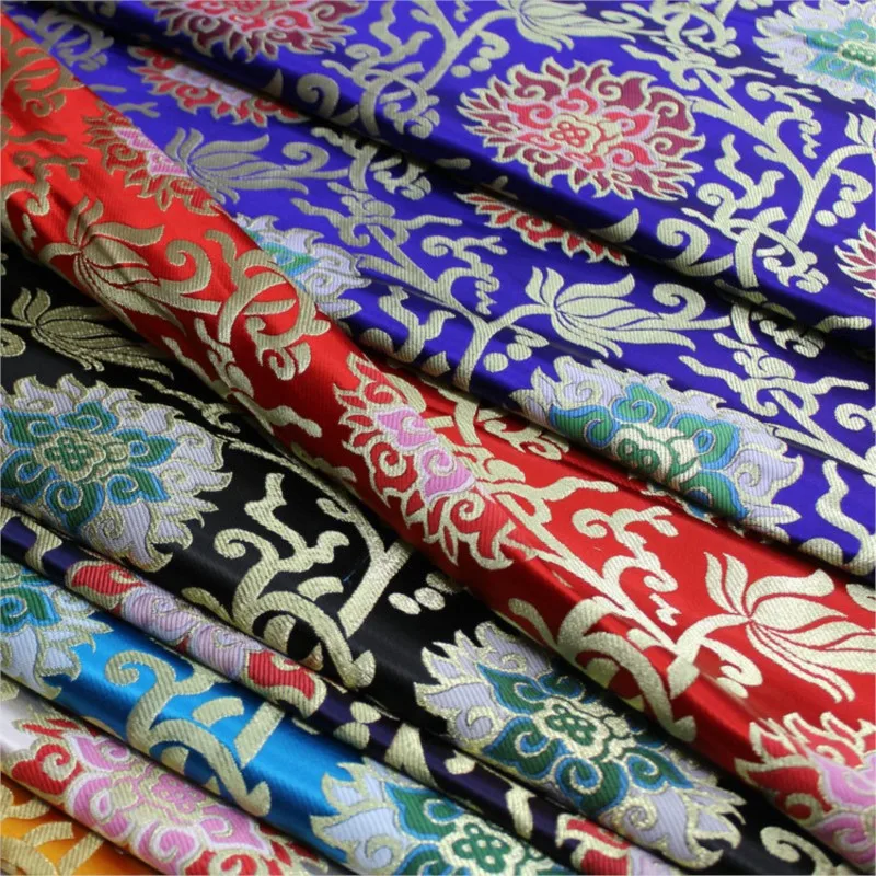 Cheongsam costume Buddhist hall decoration hand-embroidered brocade imitation and fabric
Cheongsam costume Buddhist hall decoration hand-embroidered brocade imitation and fabric