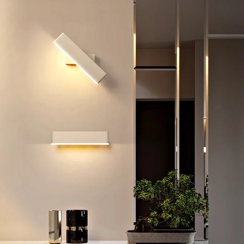 Simple Modern Rotating Wall Lamp LED Aluminum Lightweight Wall Lamp Hotel Room Bedroom Bedside Corridor Acrylic Rotating Lamp
Simple Modern Rotating Wall Lamp LED Aluminum Lightweight Wall Lamp Hotel Room Bedroom Bedside Corridor Acrylic Rotating Lamp