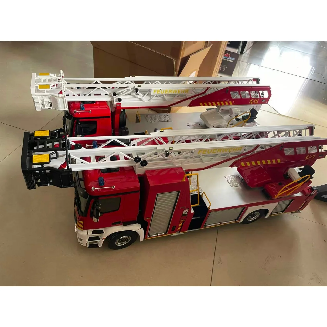 New 1/14 4x4 6x4 RC Fire Truck Remote Control Fire Fighting Vehicles With Light Sound Painted Assembled Car Toy Model Gifts
New 1/14 4x4 6x4 RC Fire Truck Remote Control Fire Fighting Vehicles With Light Sound Painted Assembled Car Toy Model Gifts