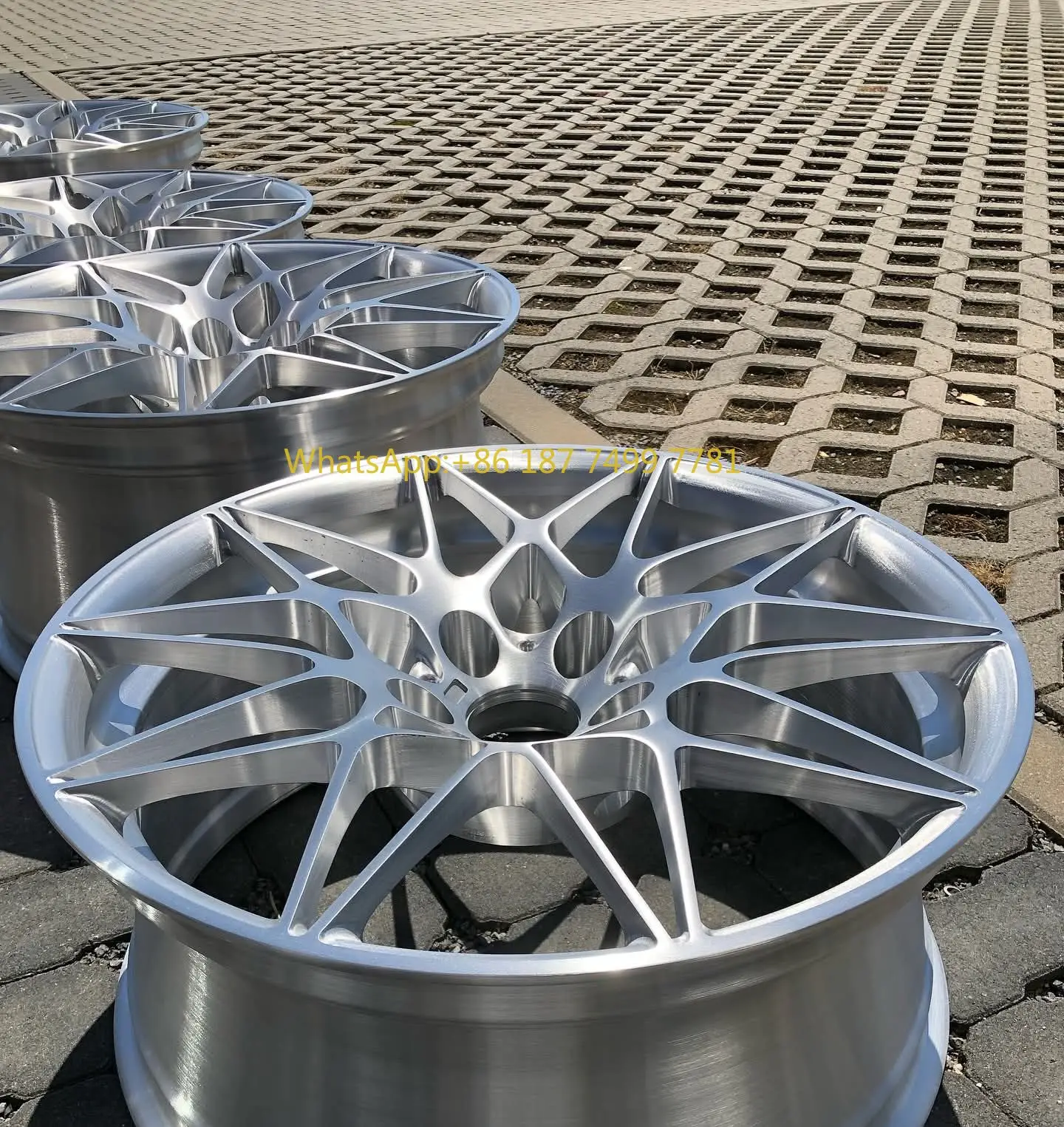 Brushed Silver Gold Forged Alloy Wheels 5x120 5x112 18 19 20 21 22 Inch Hollow Spoke Concave for M2 M3 M4
Brushed Silver Gold Forged Alloy Wheels 5x120 5x112 18 19 20 21 22 Inch Hollow Spoke Concave for M2 M3 M4
