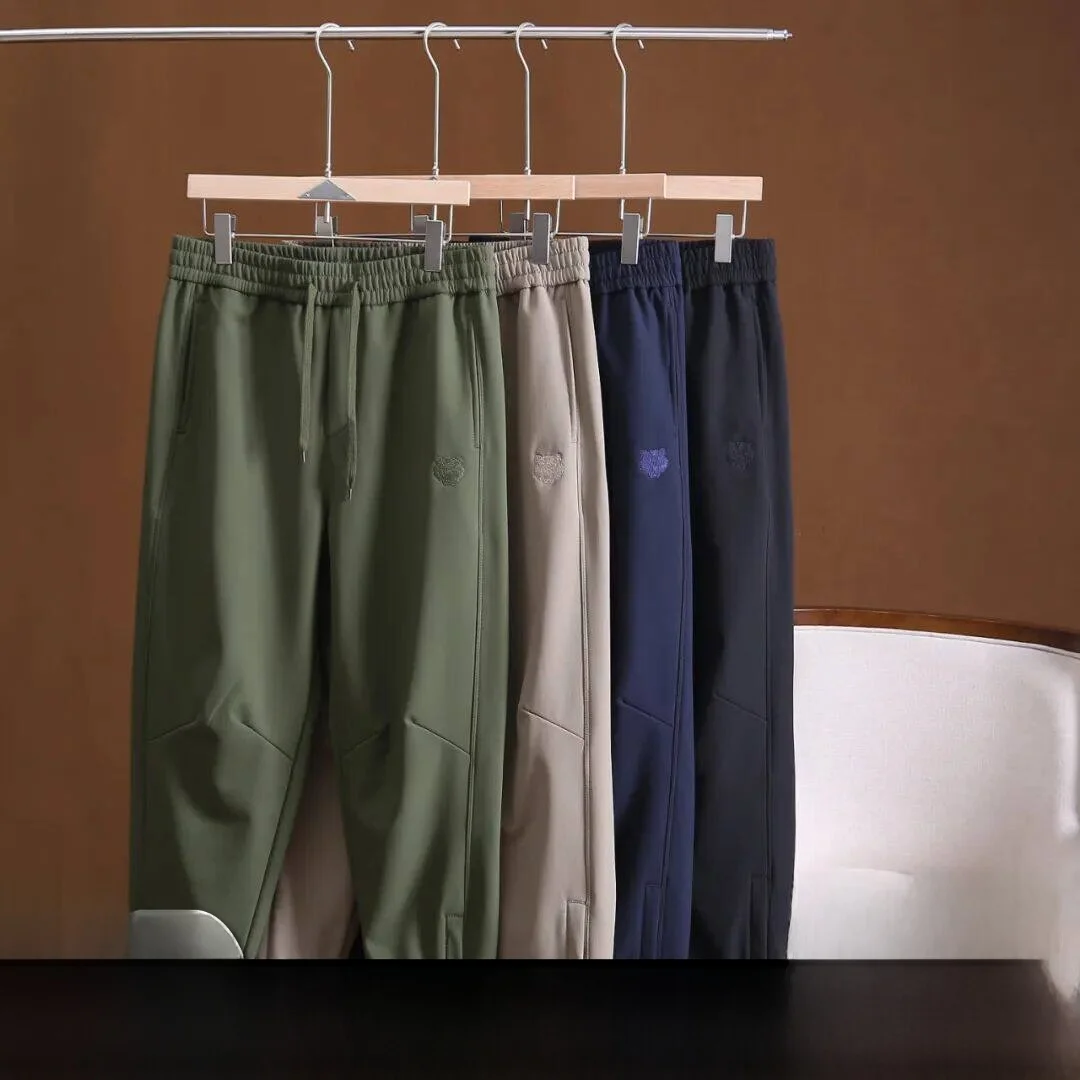 Мужские утепленные брюки на флисовой подкладке, теплые, водонепроницаемые, осенне-зимние, повседневные, из полиэфирного волокна, прямого кроя
Мужские утепленные брюки на флисовой подкладке, теплые, водонепроницаемые, осенне-зимние, повседневные, из полиэфирного волокна, прямого кроя