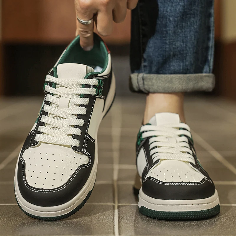 Men's Low-Top Casual Shoes 2026 Spring New Style Thick Bottom Heightening White Sneakers Korean Version Mesh Inner Material
Men's Low-Top Casual Shoes 2026 Spring New Style Thick Bottom Heightening White Sneakers Korean Version Mesh Inner Material