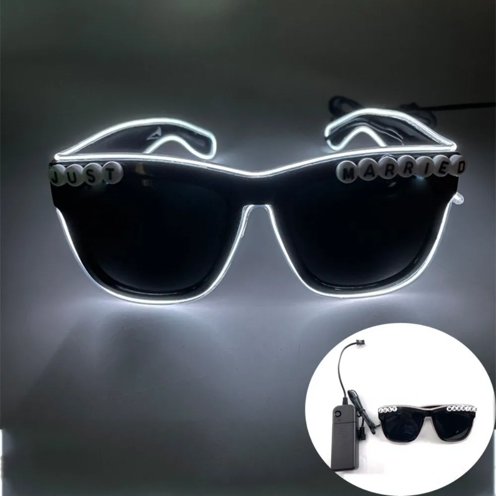 Favors White LED Glasses Square Wire Just Married Glasses Flashing Heart Shaped Light Up Sunglasses Wedding
Favors White LED Glasses Square Wire Just Married Glasses Flashing Heart Shaped Light Up Sunglasses Wedding