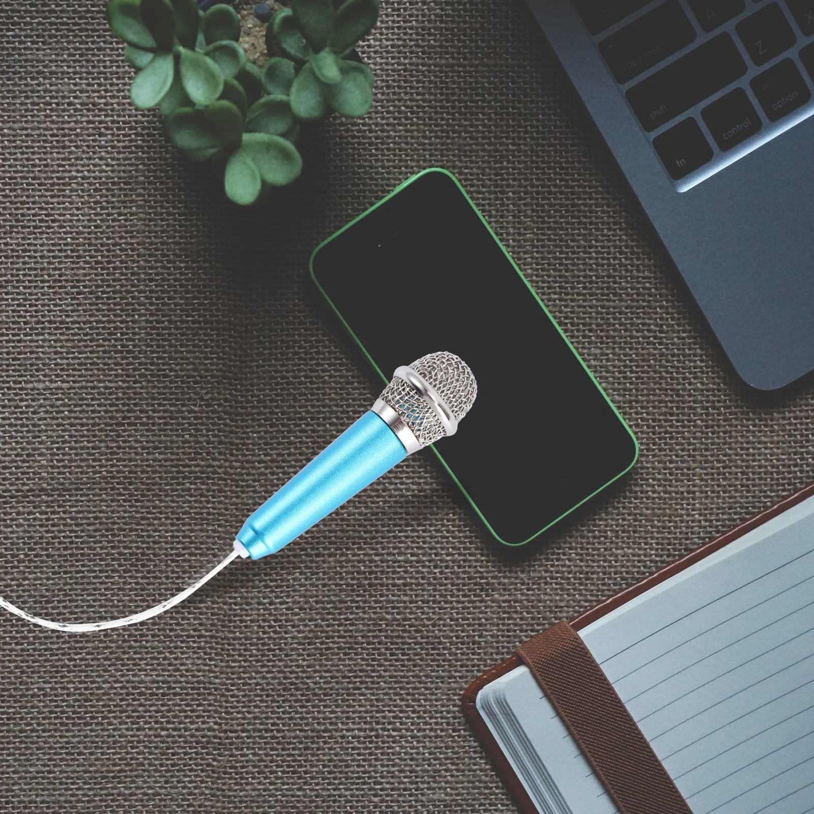 Song Microphone for Mobile Phone Tablet PC Sky Portable Chatting Mic Lightweight High Quality Recording Internet
Song Microphone for Mobile Phone Tablet PC Sky Portable Chatting Mic Lightweight High Quality Recording Internet