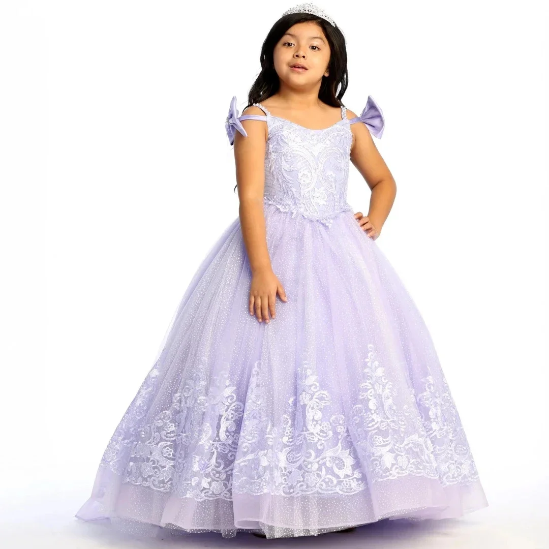 Customized Lavender Flower Girl Dress For Wedding Appliques With Bow Floor Length Classic Kids Birthday Party Banquet Ball Gown
Customized Lavender Flower Girl Dress For Wedding Appliques With Bow Floor Length Classic Kids Birthday Party Banquet Ball Gown