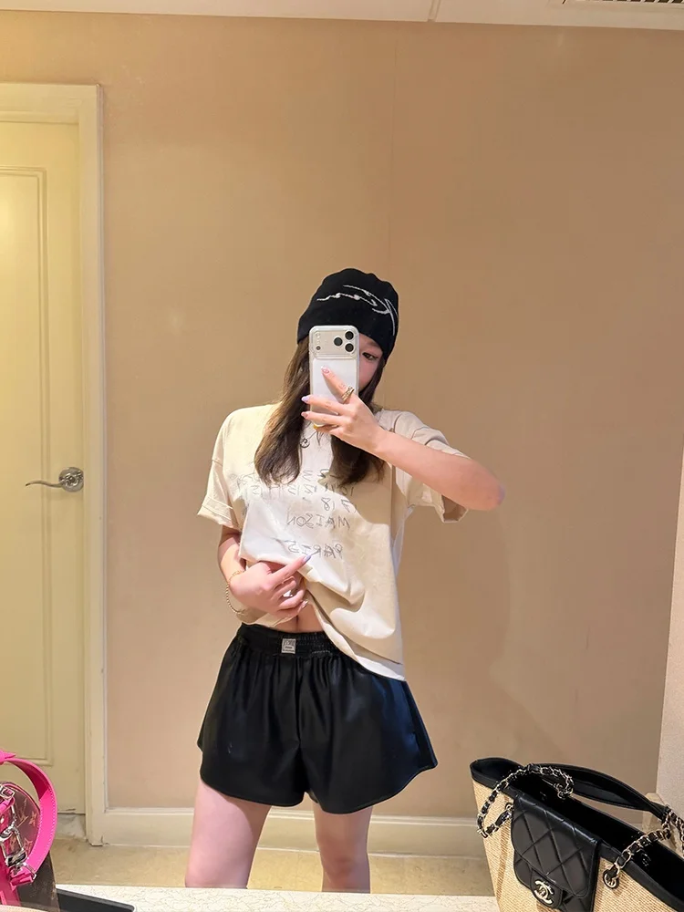 High Waist A-Line Short Pants Black Elastic Waistband Women's Style New 2026 Spring Neutral Wide Leg Pants Ladies' Fashion
High Waist A-Line Short Pants Black Elastic Waistband Women's Style New 2026 Spring Neutral Wide Leg Pants Ladies' Fashion