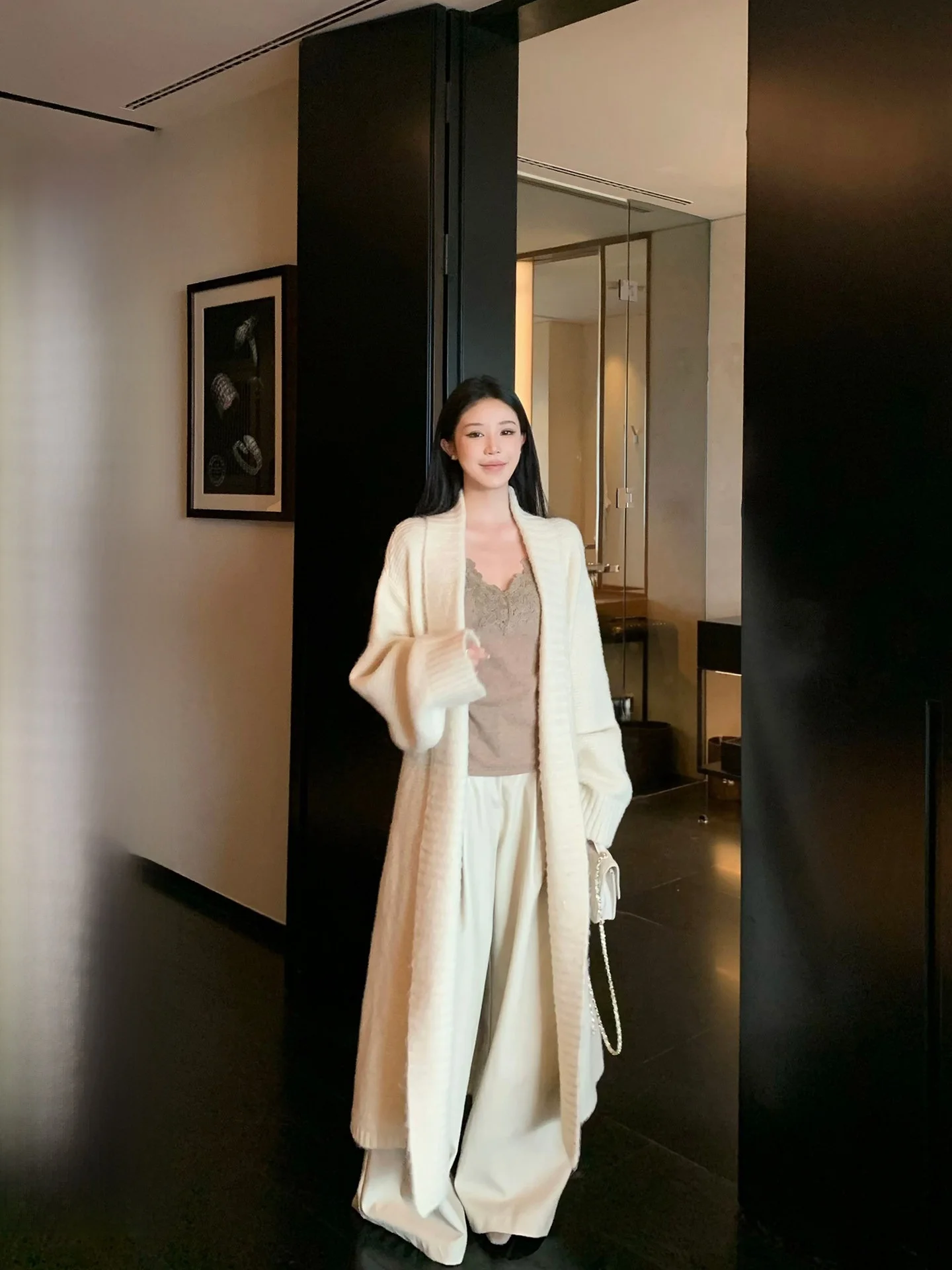 Вязаный кардиган Buleng Long для женщин: осенне-зимний, уютный, с V-образным вырезом, на одной пуговице, теплый, удлиненный
Вязаный кардиган Buleng Long для женщин: осенне-зимний, уютный, с V-образным вырезом, на одной пуговице, теплый, удлиненный